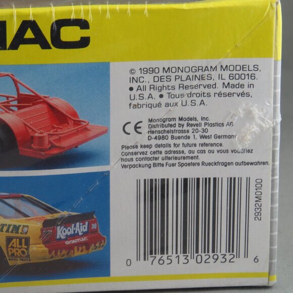 Vintage Nascar Model - Bahari Pontiac by Monogram - 1/24 Scale New in Box - Picture 6 of 8
